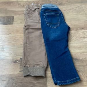 3/$20 - Cat and Jack joggers and jeans 3T bundle